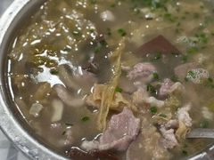 -卢六川汤肉(南方花园店)