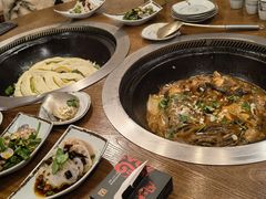 -万里闯关东铁锅炖菜馆(高新旗舰店)