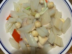 -黄泥岗·地道湖北菜(奥特莱斯店)