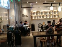 大堂-喜茶(广州天汇igc店)