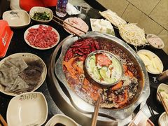 -洞亭火锅(防空洞总店)