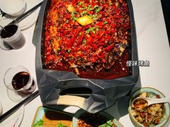 -江边城外烤全鱼(世茂广场店)