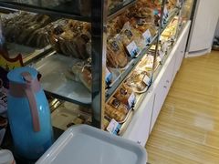 面包甜点陈列柜-米莎贝尔生日蛋糕(平安店)