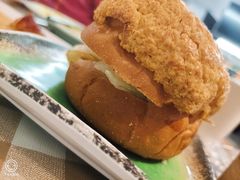 小汉堡-新大咀港式茶餐厅(宝山万达店)