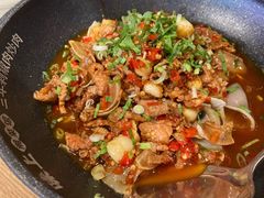 三年剁椒肉炒肉-味上湘菜馆(阿波罗店)