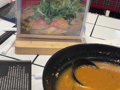 -肥汁米蘭香港米线(长宁来福士店)