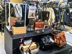 -唯品会(北京国瑞城店)