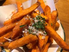 -JINNS锦时 steak&pizza(浸信会礼拜堂旧址店)