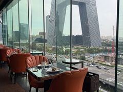 -福楼毕斯罗F Bistronome(国贸商城约会地标景观店)