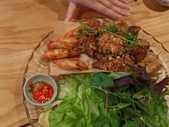 -大头虾越式风味餐厅(光明广场店)