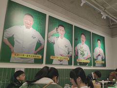 -费大厨辣椒炒肉(太平老街店)