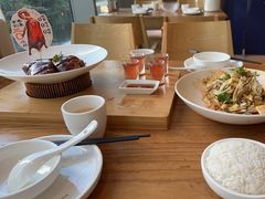-粤集·手工粤菜(皇庭广场店)