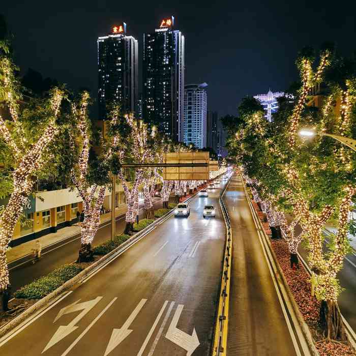 江南大道北(公交站)-"江南大道北婚纱一条街.在这路上路边铺几乎.