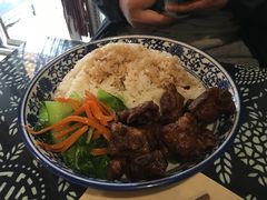 -蜗牛小馆醉乡民谣云南菜(惠新西里店)