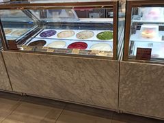 面包甜点陈列柜-哈根达斯(合肥万科广场店)