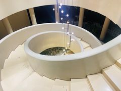 -如意山房柿子树下餐厅