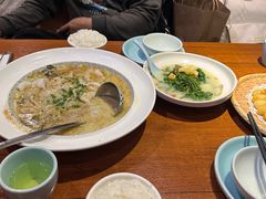 -鱼亨小鲜酸菜鱼(大信店)