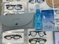-世纪大明眼镜·林德伯格·蔡司官方授权店(武昌旗舰店)