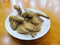 卤水乳鸽-煲煲掂风味煲仔饭餐厅(西区店)