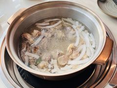 -喃喃椰·糟粕醋·椰子鸡火锅(七堡花园店)