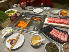 -海底捞火锅(曹安公路店)