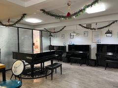 -梅纳·钢琴声乐架子鼓Mena Music(双井店)