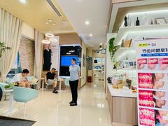 -维乐口腔(美维云门诊陆家嘴店)