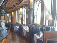 -八府香鸭·啫啫煲(华山路店)