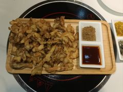 干炸野生栗蘑-黑鸡小馆(金源店)