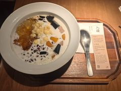 -RUXU入续糖水铺与包(卓悦中心店)