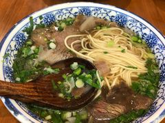 牛骨清汤牛肉面-白金成(珠江路店)