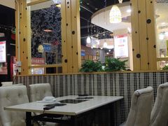 大堂-尚品海鲜肥牛自助火锅(湖明店)