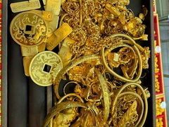 -恒一珠宝·回收黄金钻石奢侈品(灵岩南路店)