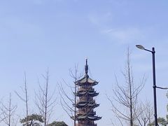 -龙华寺