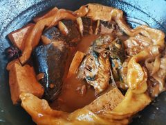 白洋淀炖杂鱼-白洋淀锅里口灶台鱼