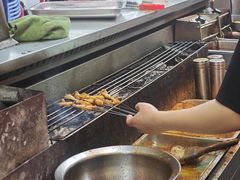 -老街烧烤大排档·地道湖北菜·龙虾馆(汉口火车站店)