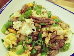 拆骨肉焖荷包蛋-四姐妹东北饺子(沙尾路店)