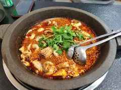 -灶知轩湘西石锅鱼(万佳广场店)