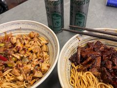 -梅溪·小伙子干挑面(安吉总店)