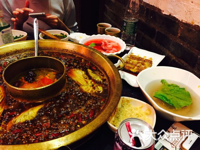 俏媳妇重庆老灶火锅-图片-成都美食-大众点评网