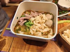 -牛村来人潮汕牛肉火锅(西单店)