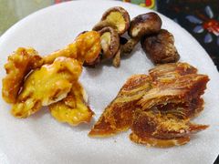-泸沽肴(泸沽湖大洛水村农村信用社旁店)