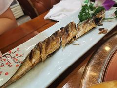 -青瓦餐厅·生鱼片·韩园烤肉(西塔店)