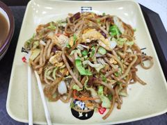 老北京炒饼丝-柳州爽仔螺蛳粉