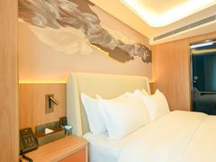 -爱舍海岸酒店(香港中路五四广场店)