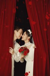 -喜爱高定婚纱摄影