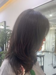 -V7 HAIR SALON