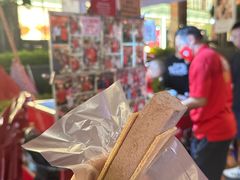 -詹爷爷乌节路街头冰淇淋