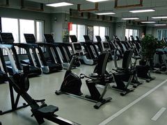 -一公里健身(龙湖紫都城店)