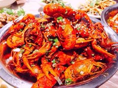 -巴厘龙虾·榜首油焖大虾(音乐学院·沿江酒馆店)